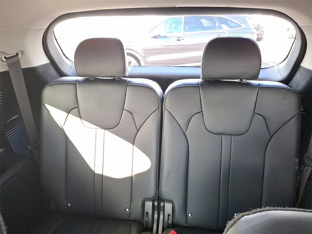 used 2022 Kia Sorento Hybrid car, priced at $20,549