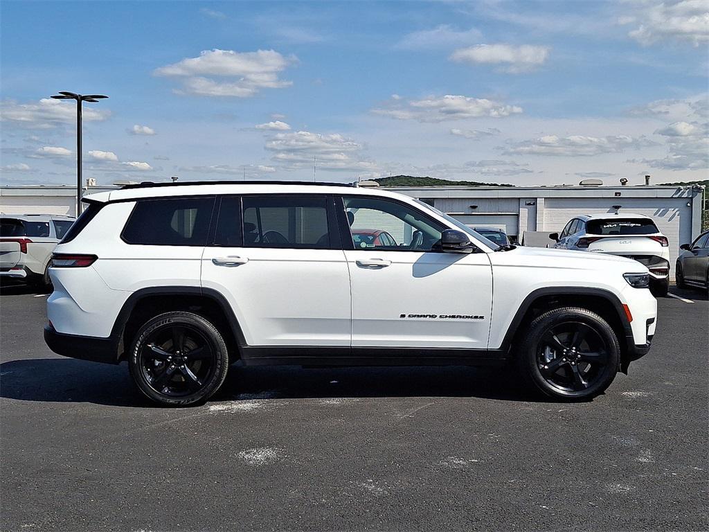 used 2023 Jeep Grand Cherokee L car, priced at $27,995