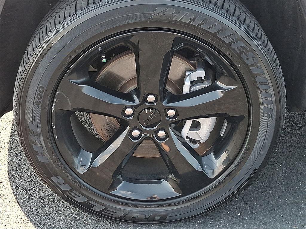 used 2023 Jeep Grand Cherokee L car, priced at $27,995