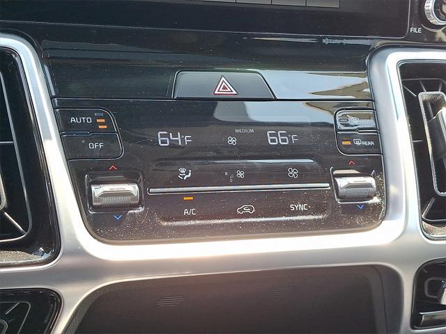 used 2022 Kia Sorento car, priced at $32,172