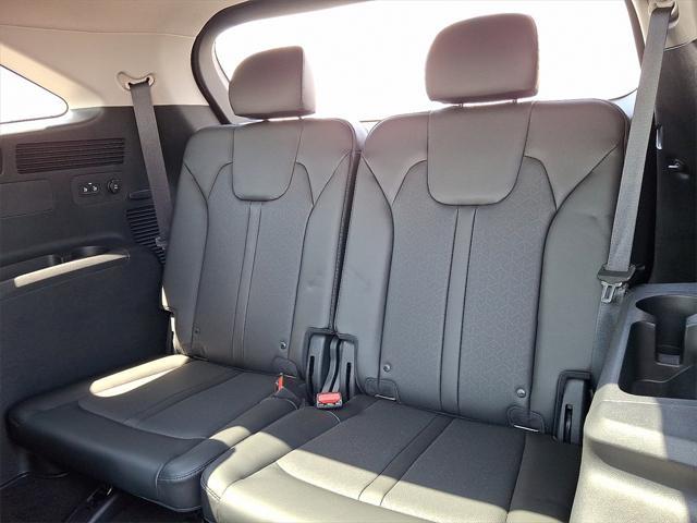 used 2022 Kia Sorento car, priced at $32,172