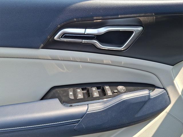 used 2023 Kia Sportage Hybrid car, priced at $29,412
