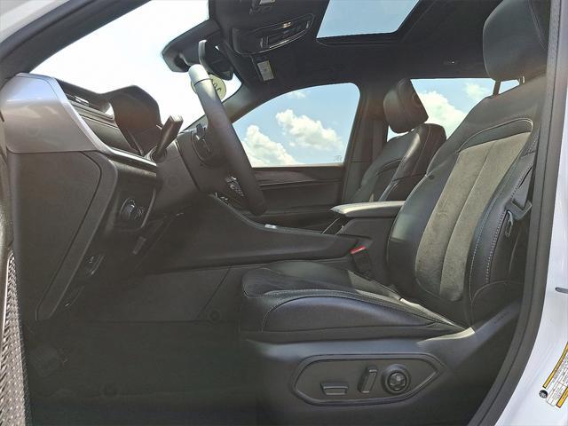used 2024 Jeep Grand Cherokee car, priced at $37,602