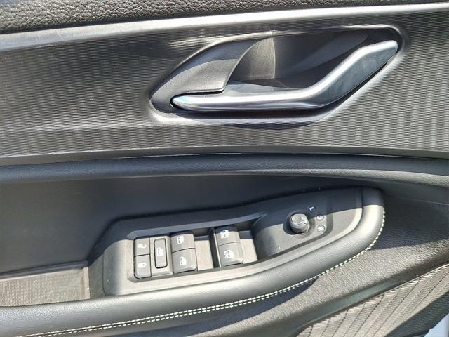 used 2024 Jeep Grand Cherokee car, priced at $37,602