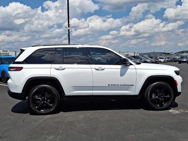 used 2024 Jeep Grand Cherokee car, priced at $37,602