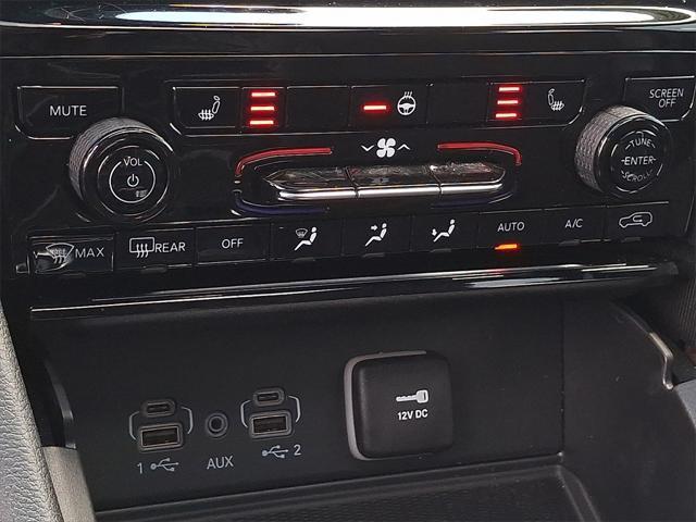 used 2024 Jeep Grand Cherokee car, priced at $37,602