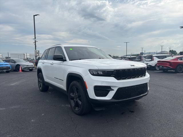 used 2024 Jeep Grand Cherokee car, priced at $37,411