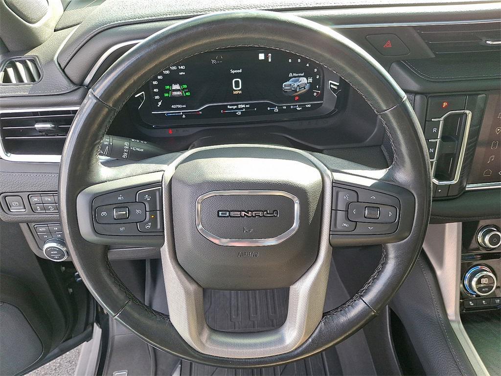 used 2022 GMC Yukon XL car, priced at $57,152