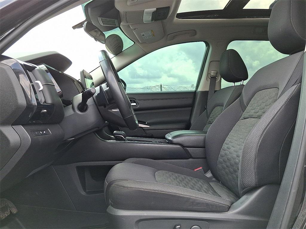 used 2022 Nissan Pathfinder car, priced at $24,130