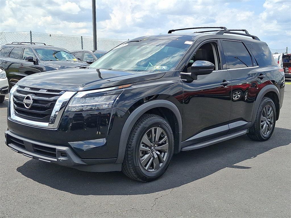 used 2022 Nissan Pathfinder car, priced at $24,130