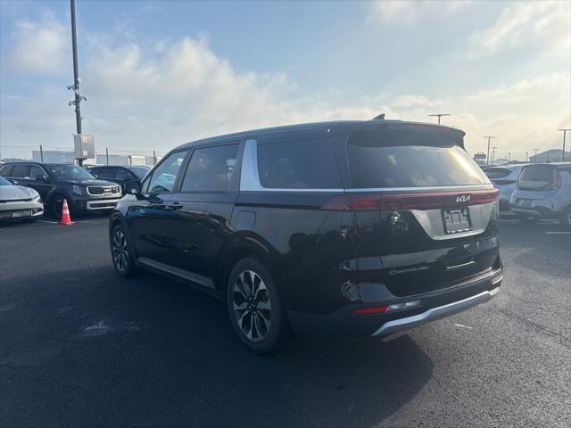 used 2022 Kia Carnival car
