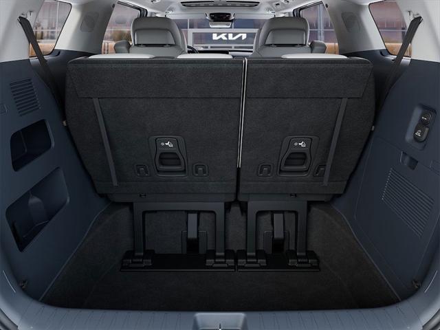 new 2026 Kia Carnival Hybrid car, priced at $55,285
