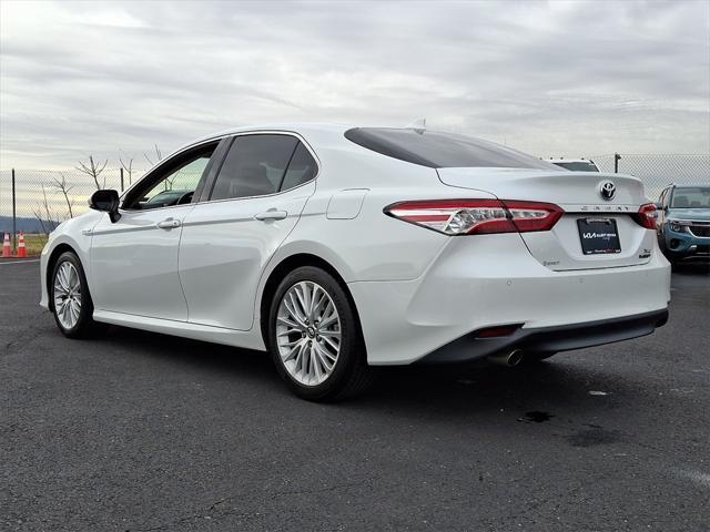 used 2018 Toyota Camry Hybrid car, priced at $22,198