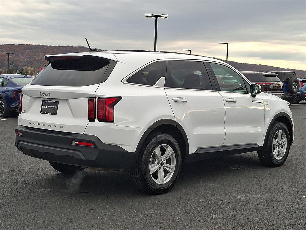 used 2022 Kia Sorento car, priced at $22,539