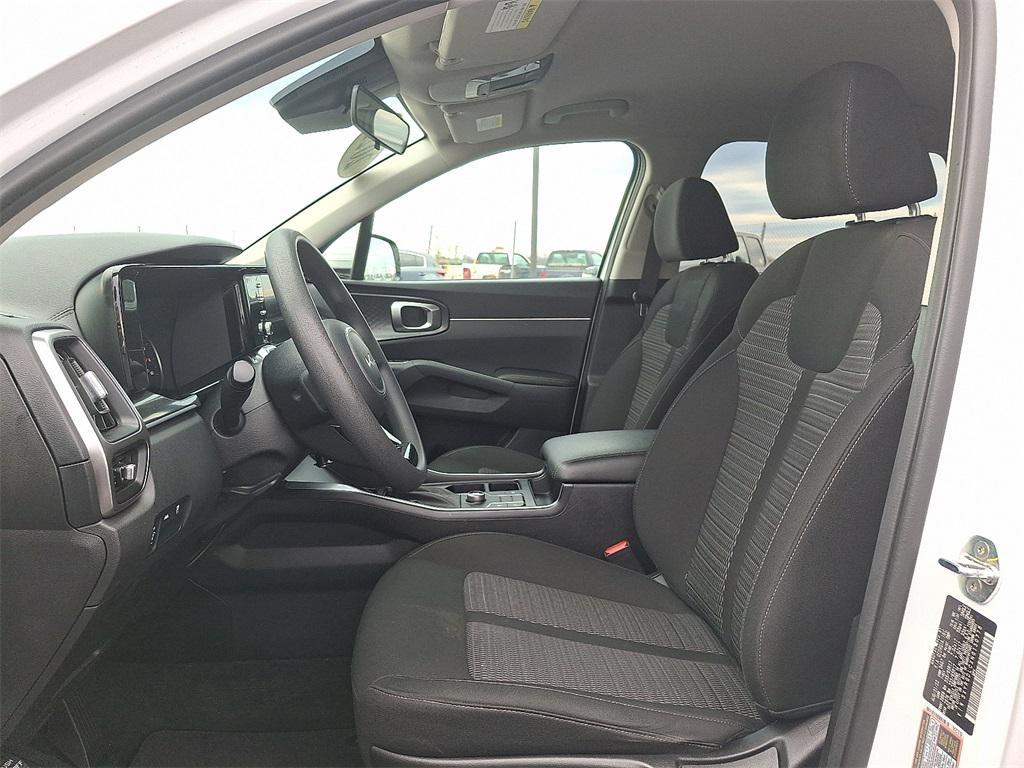 used 2022 Kia Sorento car, priced at $22,539
