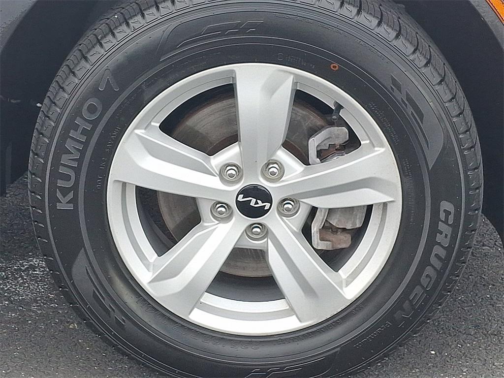 used 2022 Kia Sorento car, priced at $22,539