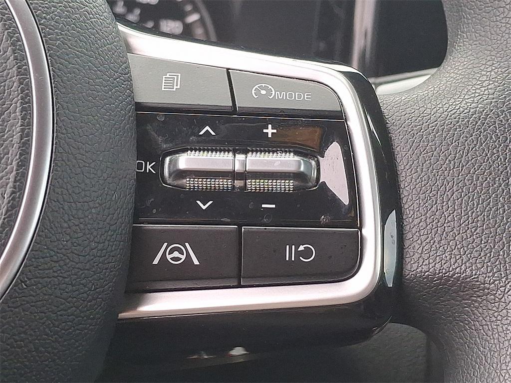 used 2022 Kia Sorento car, priced at $22,539