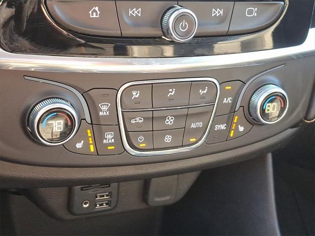 used 2021 Chevrolet Traverse car, priced at $28,279