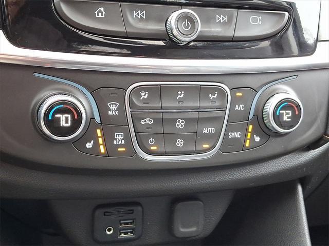 used 2021 Chevrolet Traverse car, priced at $27,400