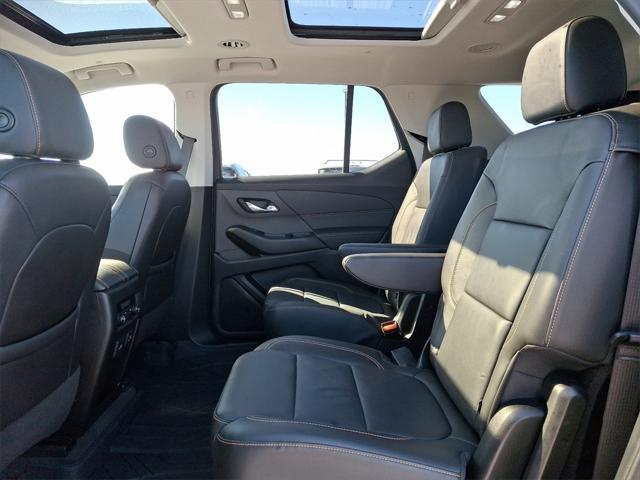 used 2021 Chevrolet Traverse car, priced at $28,279