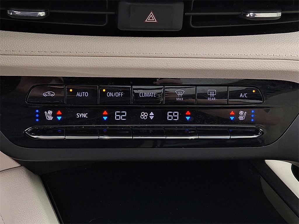 used 2021 Buick Envision car, priced at $25,996