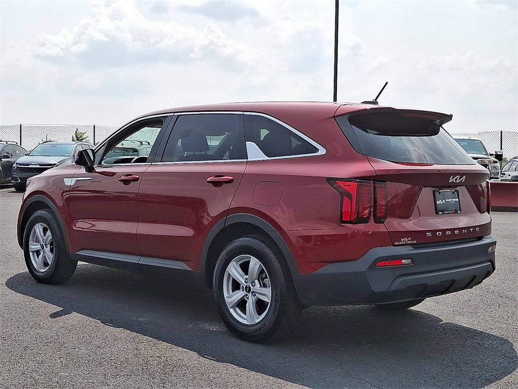 used 2022 Kia Sorento car, priced at $22,600