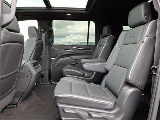 used 2022 Cadillac Escalade ESV car, priced at $65,300