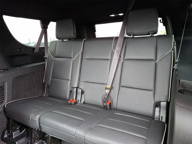 used 2022 Cadillac Escalade ESV car, priced at $65,300