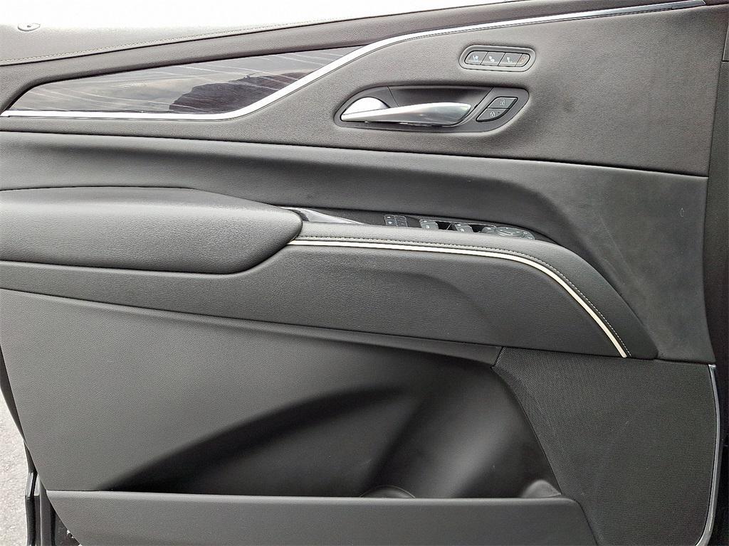 used 2022 Cadillac Escalade ESV car, priced at $62,000