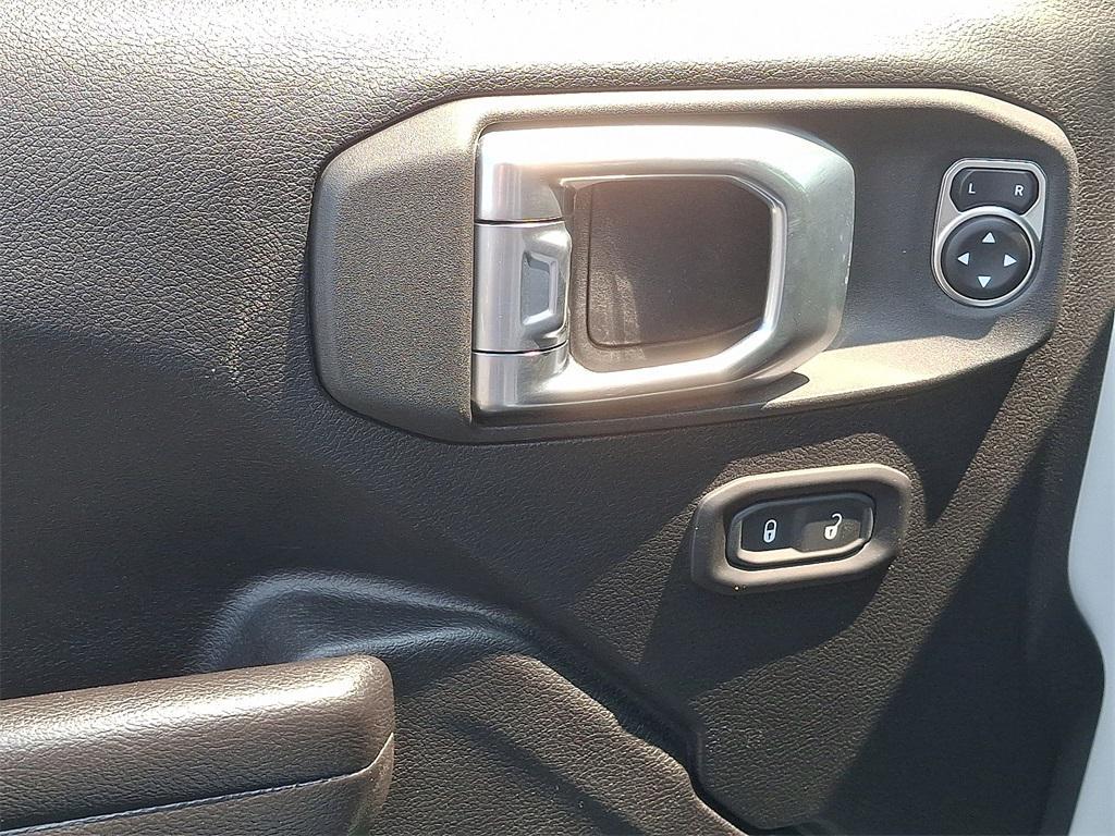 used 2021 Jeep Wrangler Unlimited car, priced at $29,350