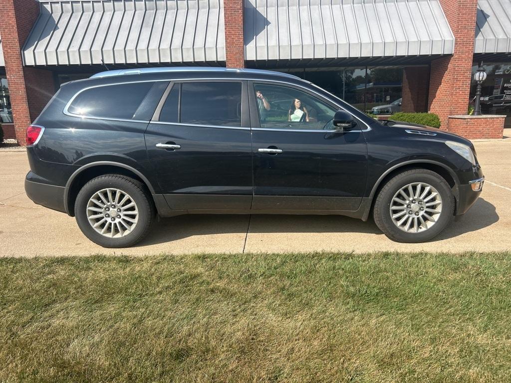 used 2012 Buick Enclave car, priced at $5,500