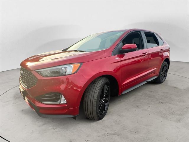 used 2022 Ford Edge car, priced at $30,000