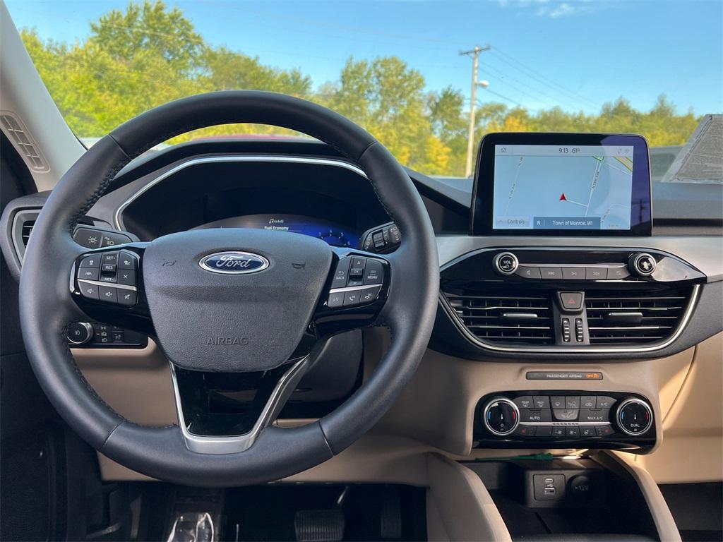 used 2022 Ford Escape car, priced at $26,500