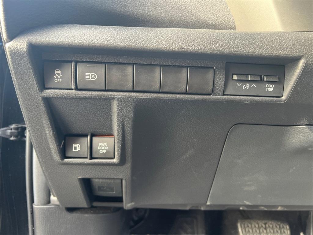 used 2024 Toyota Sienna car, priced at $46,500