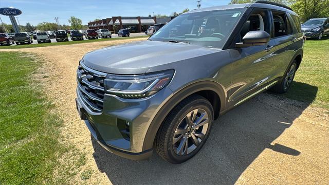 new 2025 Ford Explorer car, priced at $45,224