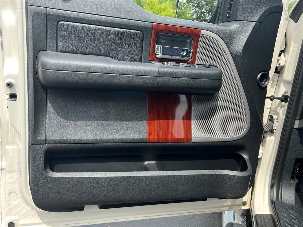 used 2007 Ford F-150 car, priced at $10,000