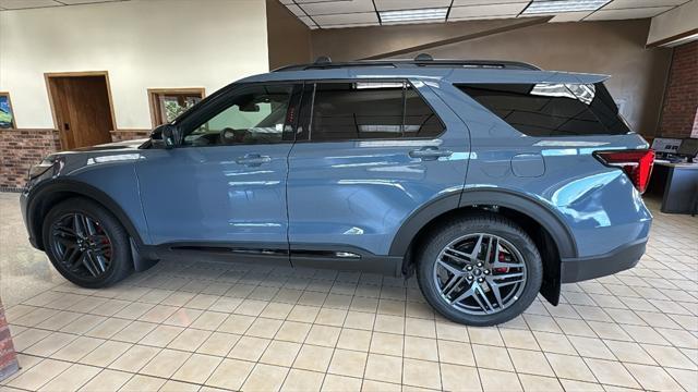 new 2025 Ford Explorer car, priced at $60,055