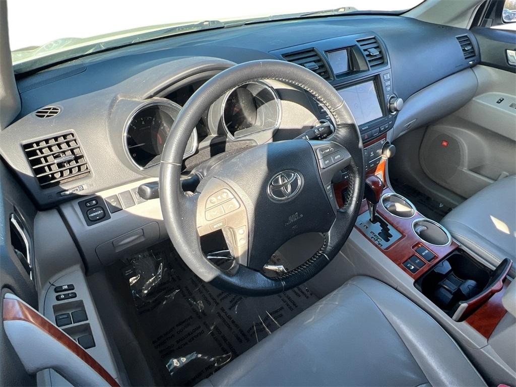 used 2010 Toyota Highlander car, priced at $8,000