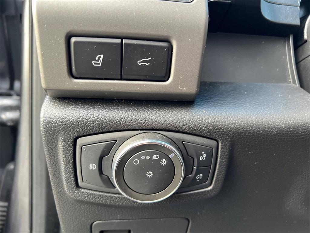 used 2020 Ford Expedition car, priced at $25,000