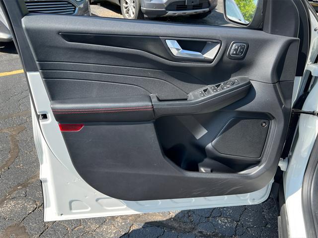used 2022 Ford Escape car, priced at $25,500