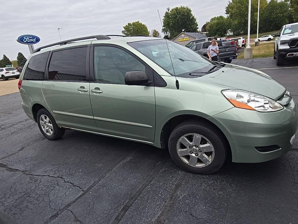 used 2006 Toyota Sienna car, priced at $6,500