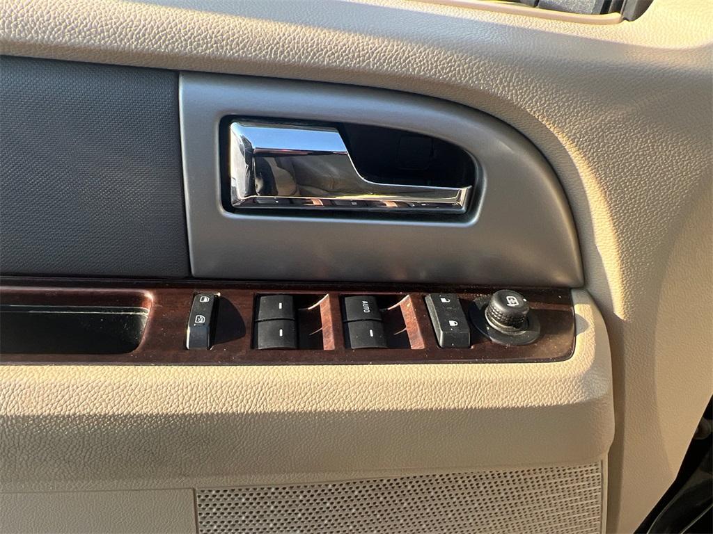 used 2014 Ford Expedition EL car, priced at $9,000
