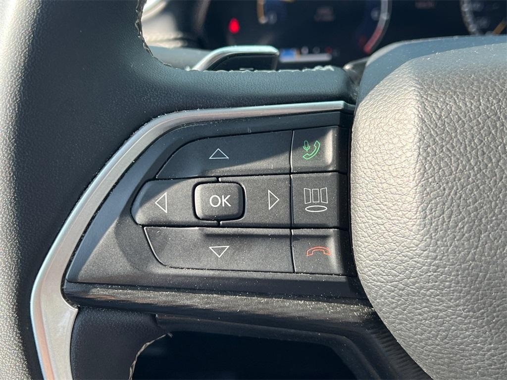 used 2023 Jeep Grand Cherokee car, priced at $26,500