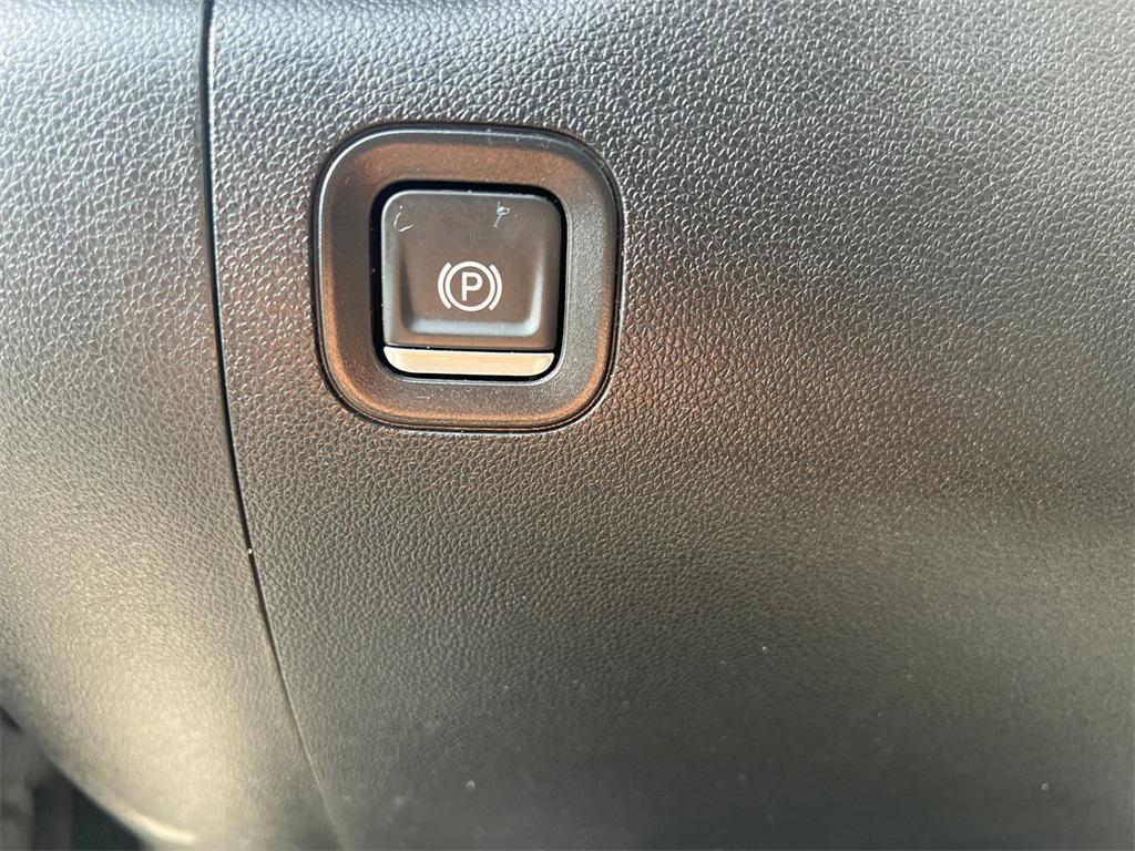 used 2021 GMC Sierra 1500 car, priced at $34,500