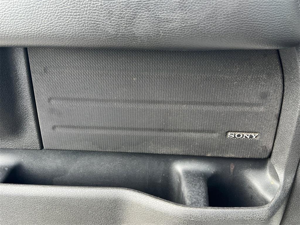 used 2013 Ford F-150 car, priced at $20,000