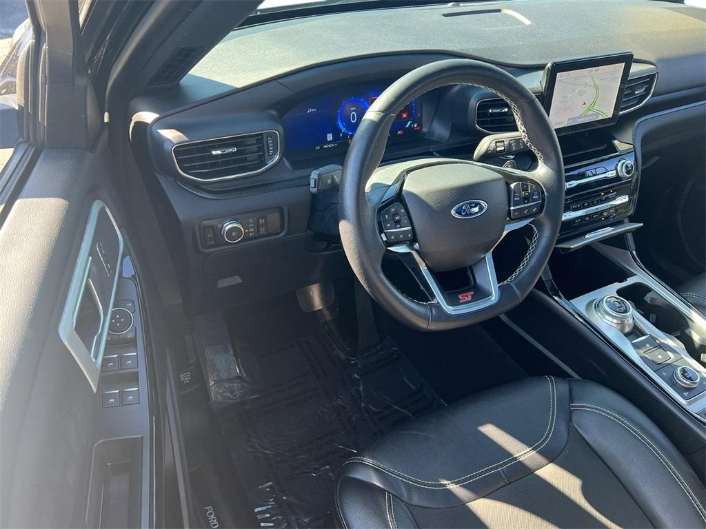 used 2023 Ford Explorer car, priced at $38,000