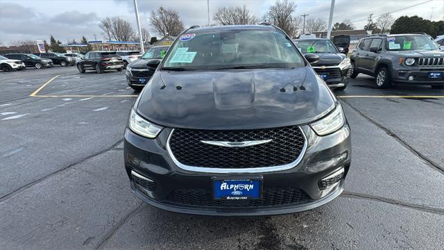 used 2022 Chrysler Pacifica car, priced at $22,000