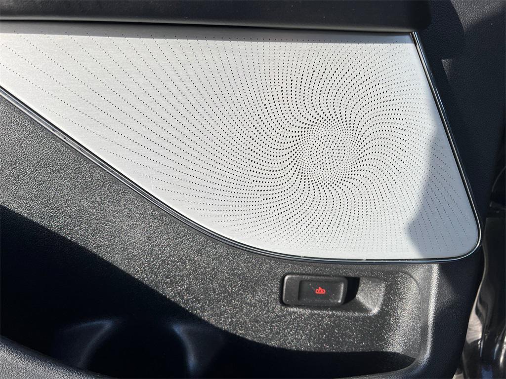 used 2022 Lincoln Aviator car, priced at $39,000
