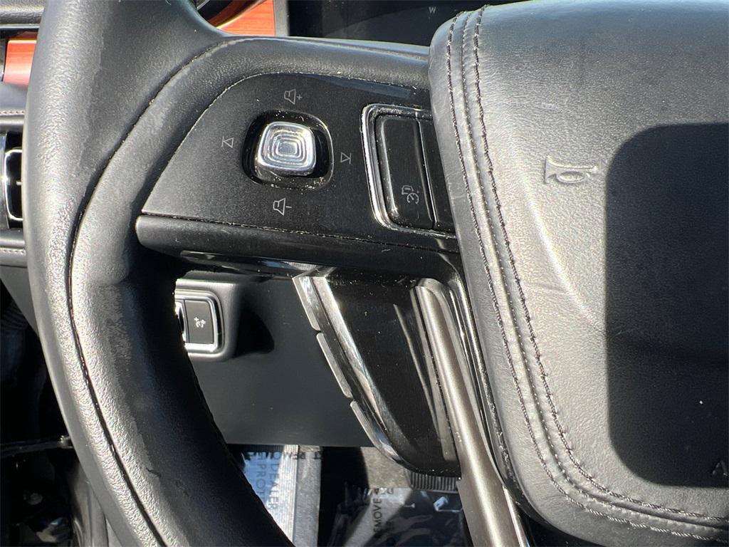 used 2022 Lincoln Aviator car, priced at $39,000