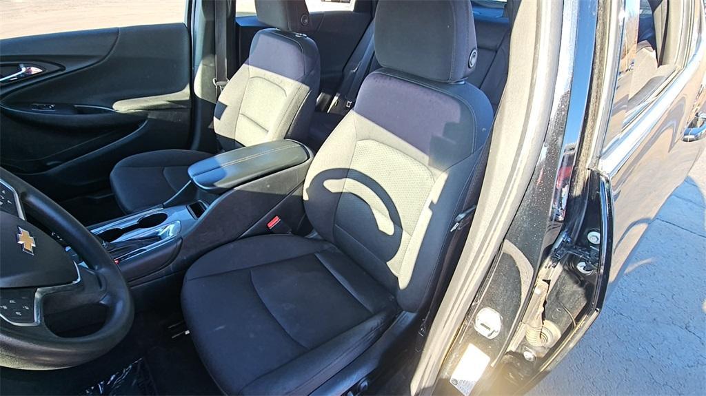 used 2017 Chevrolet Malibu car, priced at $10,500